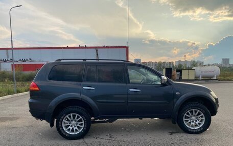 Mitsubishi Pajero Sport II рестайлинг, 2012 год, 1 900 000 рублей, 5 фотография