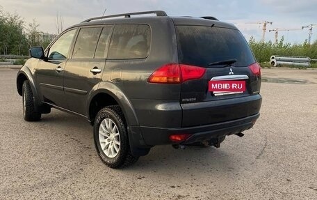 Mitsubishi Pajero Sport II рестайлинг, 2012 год, 1 900 000 рублей, 2 фотография