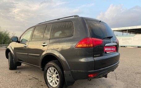 Mitsubishi Pajero Sport II рестайлинг, 2012 год, 1 900 000 рублей, 8 фотография
