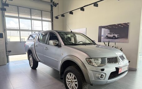 Mitsubishi L200 IV рестайлинг, 2012 год, 1 510 000 рублей, 3 фотография
