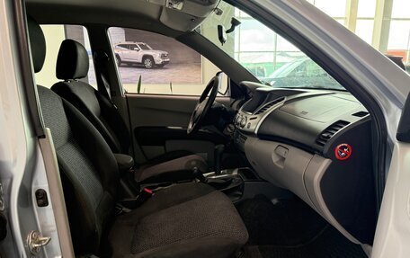 Mitsubishi L200 IV рестайлинг, 2012 год, 1 510 000 рублей, 13 фотография