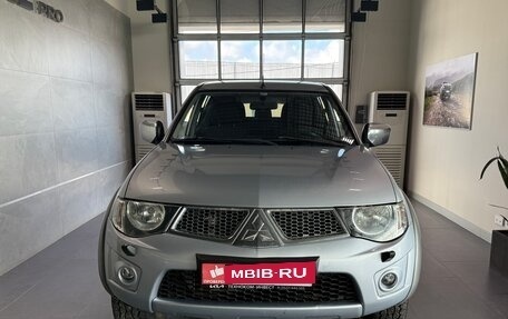 Mitsubishi L200 IV рестайлинг, 2012 год, 1 510 000 рублей, 2 фотография