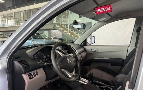 Mitsubishi L200 IV рестайлинг, 2012 год, 1 510 000 рублей, 7 фотография