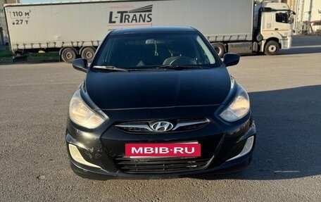 Hyundai Solaris II рестайлинг, 2013 год, 699 900 рублей, 2 фотография