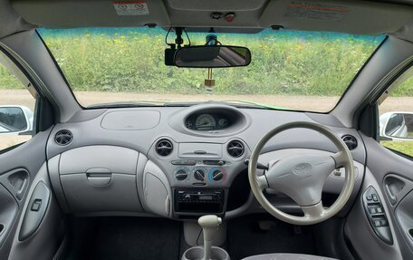 Toyota Platz, 2000 год, 350 000 рублей, 14 фотография
