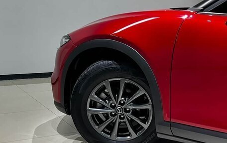 Mazda CX-4, 2022 год, 1 900 444 рублей, 6 фотография