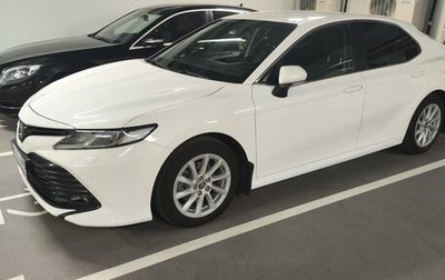 Toyota Camry, 2020 год, 2 500 000 рублей, 1 фотография