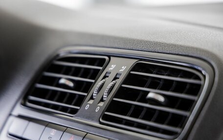 Volkswagen Polo VI (EU Market), 2019 год, 1 398 000 рублей, 20 фотография
