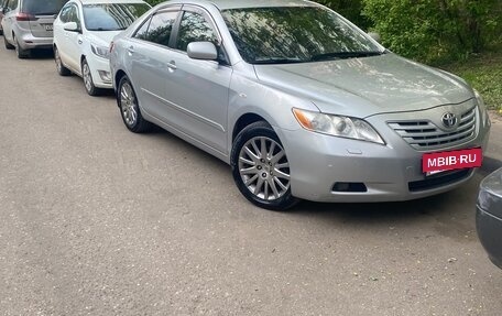 Toyota Camry, 2007 год, 940 000 рублей, 6 фотография