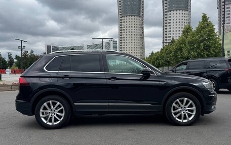 Volkswagen Tiguan II, 2018 год, 3 150 000 рублей, 4 фотография