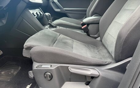 Volkswagen Tiguan II, 2018 год, 3 150 000 рублей, 11 фотография