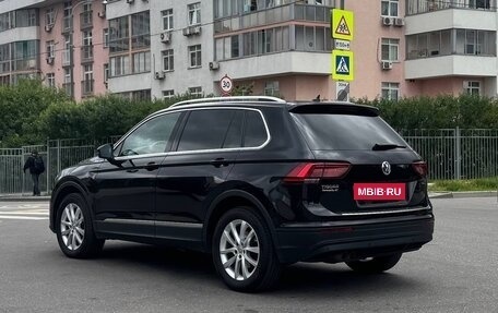 Volkswagen Tiguan II, 2018 год, 3 150 000 рублей, 7 фотография