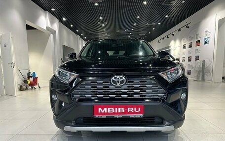 Toyota RAV4, 2021 год, 2 760 000 рублей, 2 фотография