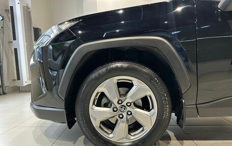Toyota RAV4, 2021 год, 2 760 000 рублей, 8 фотография