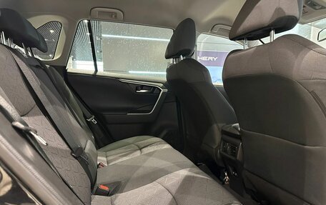 Toyota RAV4, 2021 год, 2 760 000 рублей, 14 фотография