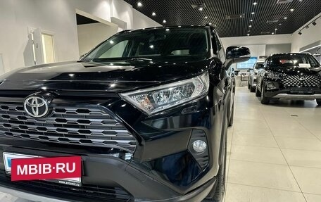 Toyota RAV4, 2021 год, 2 760 000 рублей, 9 фотография
