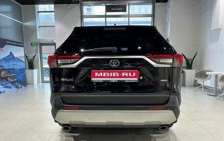 Toyota RAV4, 2021 год, 2 760 000 рублей, 5 фотография