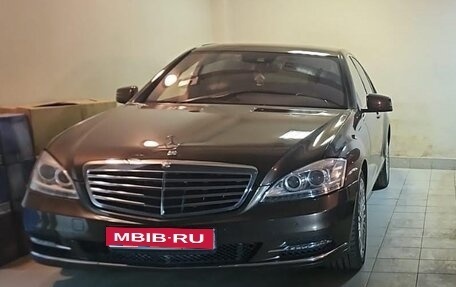 Mercedes-Benz S-Класс, 2009 год, 3 500 000 рублей, 1 фотография