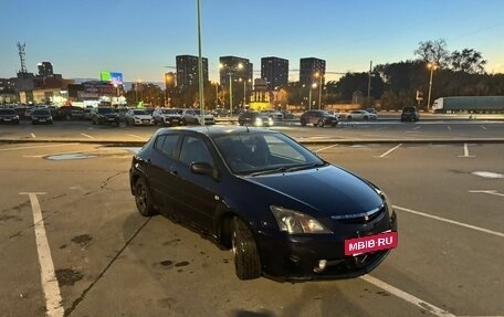 Toyota WiLL II (VS), 2001 год, 550 000 рублей, 2 фотография