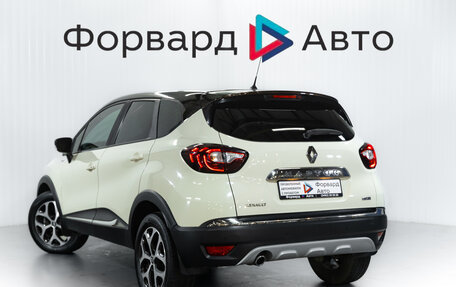 Renault Kaptur I рестайлинг, 2017 год, 1 550 000 рублей, 5 фотография