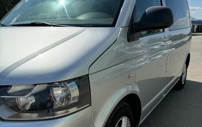 Volkswagen Multivan T5, 2010 год, 2 250 000 рублей, 1 фотография
