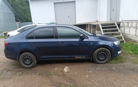 Skoda Rapid I, 2014 год, 900 000 рублей, 3 фотография
