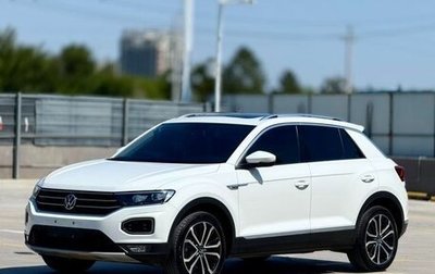 Volkswagen T-Roc I, 2021 год, 1 330 000 рублей, 1 фотография