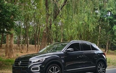 Volkswagen T-Roc I, 2021 год, 1 290 000 рублей, 1 фотография