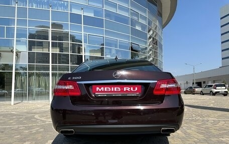 Mercedes-Benz E-Класс, 2009 год, 1 650 000 рублей, 30 фотография