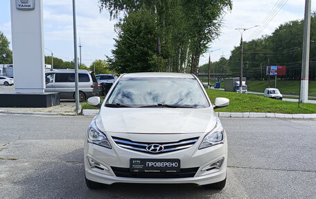 Hyundai Solaris II рестайлинг, 2015 год, 1 070 000 рублей, 2 фотография