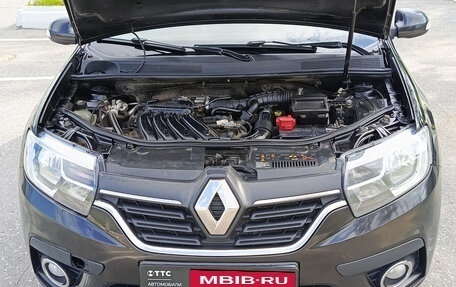 Renault Logan II, 2019 год, 900 000 рублей, 13 фотография