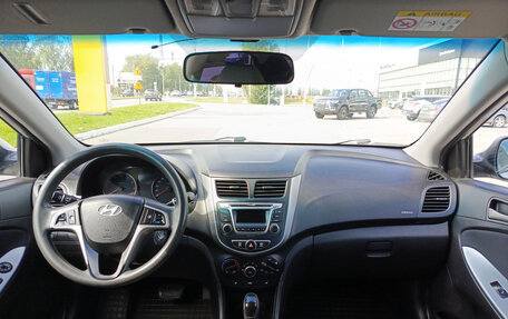 Hyundai Solaris II рестайлинг, 2015 год, 1 070 000 рублей, 17 фотография