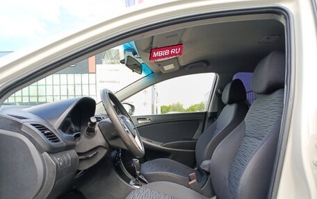 Hyundai Solaris II рестайлинг, 2015 год, 1 070 000 рублей, 20 фотография