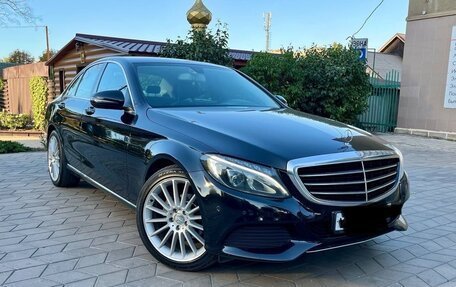 Mercedes-Benz C-Класс, 2015 год, 2 000 000 рублей, 1 фотография