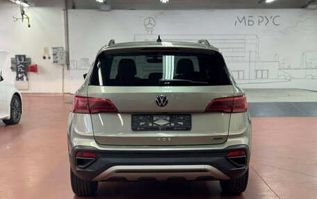 Volkswagen Taos, 2021 год, 2 600 000 рублей, 5 фотография