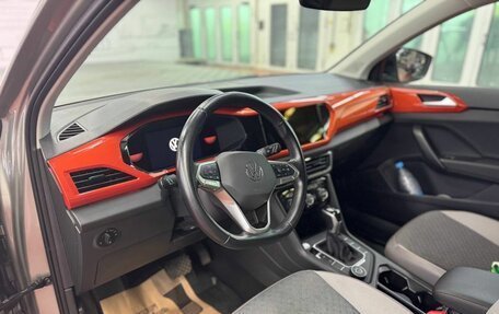 Volkswagen Taos, 2021 год, 2 600 000 рублей, 9 фотография