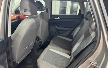Volkswagen Taos, 2021 год, 2 600 000 рублей, 8 фотография