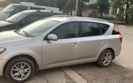 KIA cee'd I рестайлинг, 2010 год, 670 000 рублей, 3 фотография