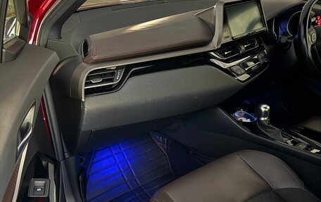 Toyota C-HR I рестайлинг, 2019 год, 1 750 000 рублей, 4 фотография