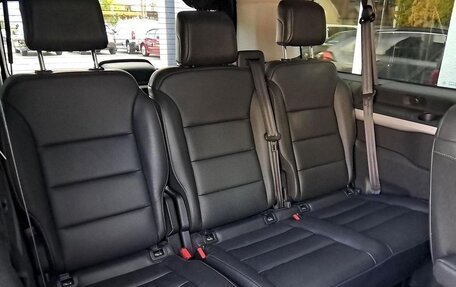 Toyota ProAce II, 2021 год, 2 800 000 рублей, 17 фотография