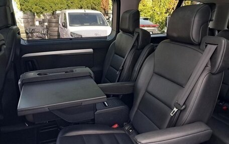 Toyota ProAce II, 2021 год, 2 800 000 рублей, 34 фотография