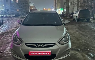 Hyundai Solaris II рестайлинг, 2011 год, 600 000 рублей, 1 фотография