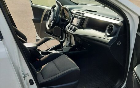 Toyota RAV4, 2013 год, 1 580 000 рублей, 16 фотография