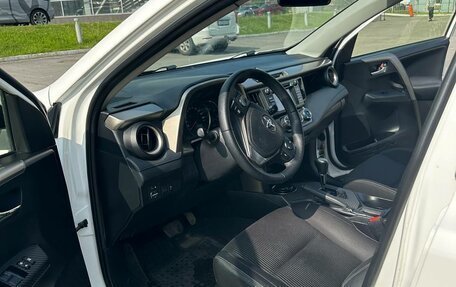 Toyota RAV4, 2013 год, 1 580 000 рублей, 8 фотография