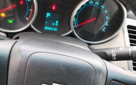 Chevrolet Cruze II, 2012 год, 650 000 рублей, 3 фотография