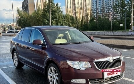 Skoda Superb III рестайлинг, 2012 год, 1 300 000 рублей, 2 фотография