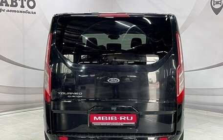 Ford Tourneo Custom I рестайлинг, 2018 год, 2 467 000 рублей, 6 фотография