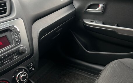 KIA Rio III рестайлинг, 2014 год, 820 000 рублей, 13 фотография