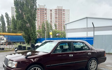 Toyota Crown, 1996 год, 550 000 рублей, 2 фотография