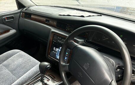 Toyota Crown, 1996 год, 550 000 рублей, 17 фотография